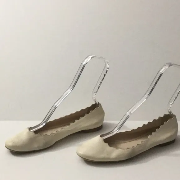 Chloe Lauren Scalloped Flats Size 40 Off White