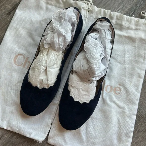 Chloe Lauren scalloped leathered ballet flats