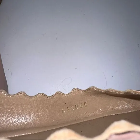 Chloe’ Leather Scalloped Edge Ballet Flats. Size 37. Beige. Very nice condition.