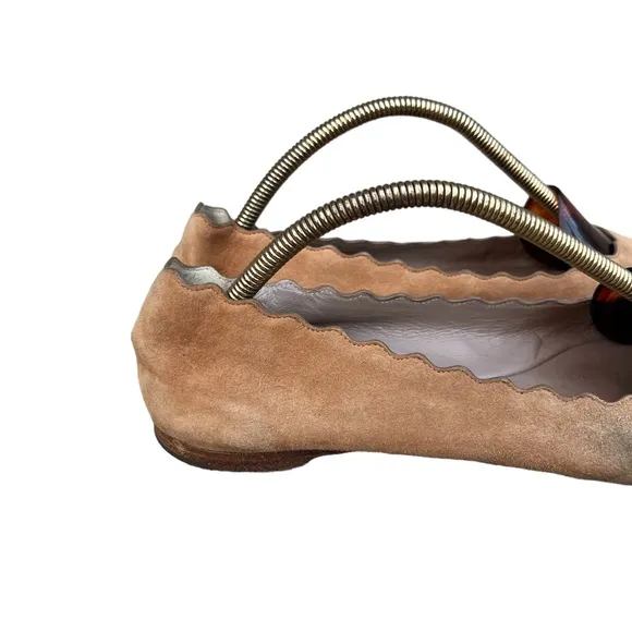 Chloe Scallop Flats Tan Soft Suede Flats Womens Size 36 EU 6 US Used
