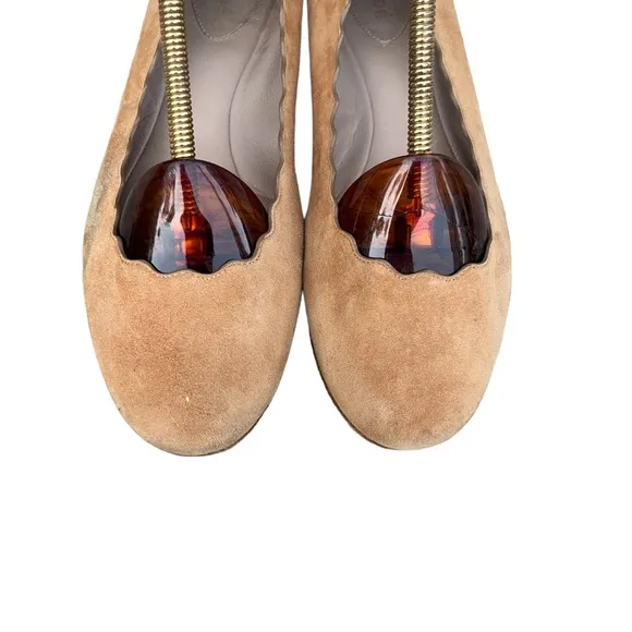 Chloe Scallop Flats Tan Soft Suede Flats Womens Size 36 EU 6 US Used