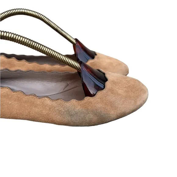 Chloe Scallop Flats Tan Soft Suede Flats Womens Size 36 EU 6 US Used