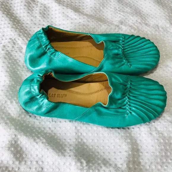 Chocolate blu turquoise flats