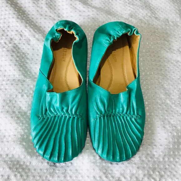 Chocolate blu turquoise flats