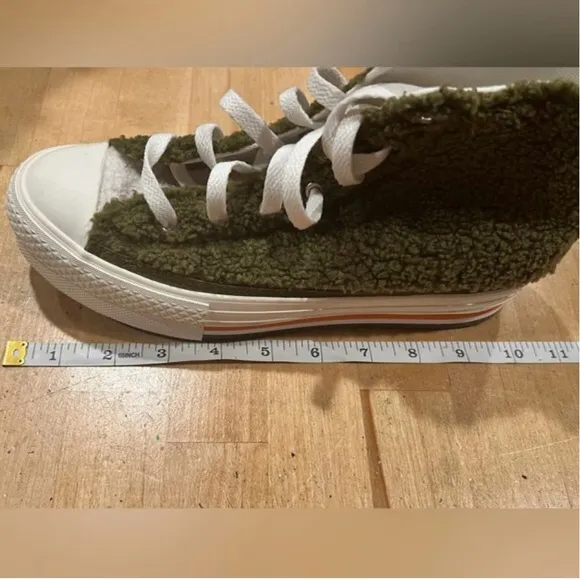 Chuck Taylor Converse All Star Eva Platform High Dark Moss Size 5 youth …
