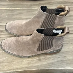 CLARKS CLARKDALE HALL STONE SUEDE MENS SLIP ON CHELSEA BOOTS 9.5
