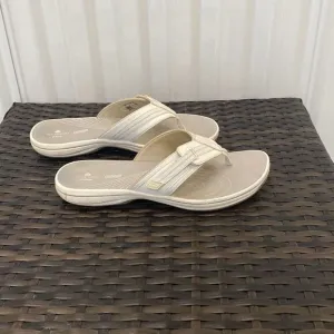 Clarks cloud stepper sandals women’s size 9