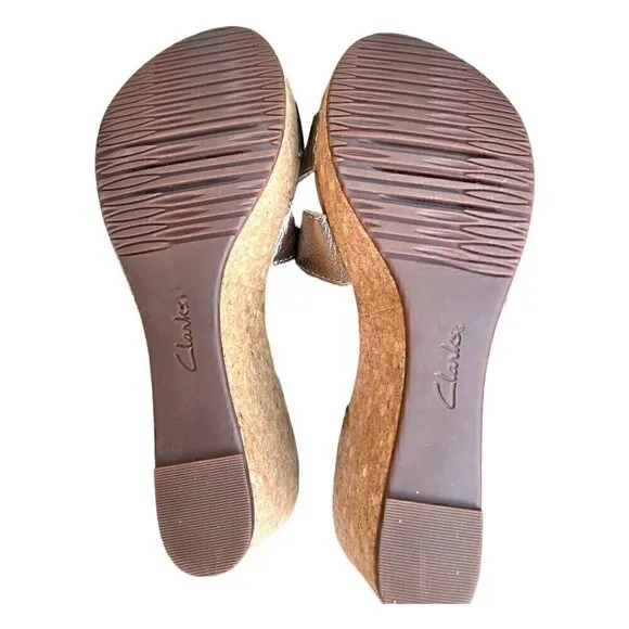 Clarks Collection Gold Metallic Annadel Bari Cork Wedge Sandals Women’s Size 11