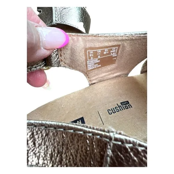 Clarks Collection Gold Metallic Annadel Bari Cork Wedge Sandals Women’s Size 11