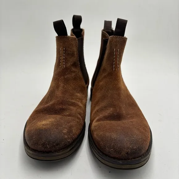 Clarks Men’s 9.5 Brown Suede Leather Chelsea Double Tab Pull On Ankle Boots