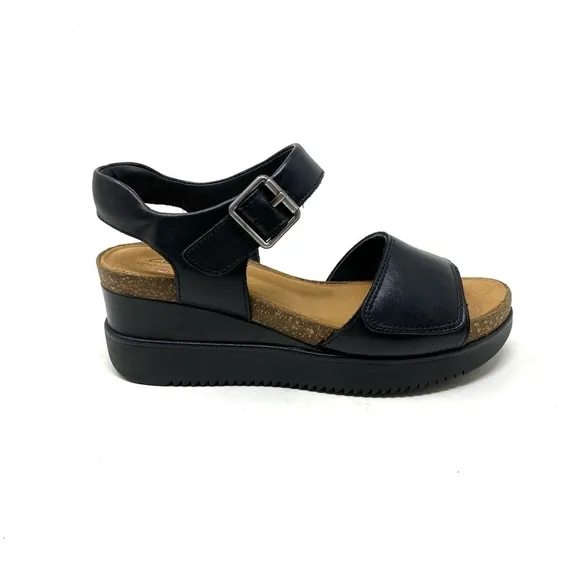 Clarks Women's Lizby Strap Sandals Black Leather WIDE