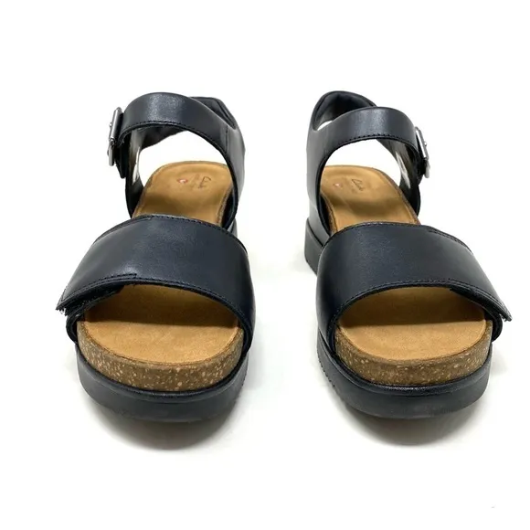 Clarks Women's Lizby Strap Sandals Black Leather WIDE
