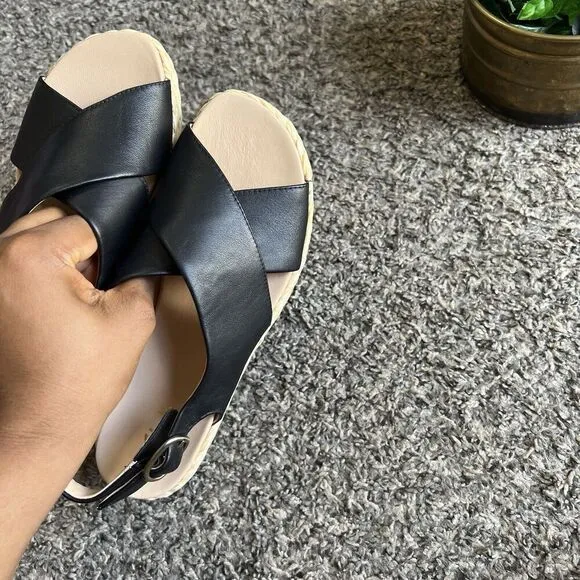 Clarks Womens US 7 M Sandals Kimmei Cross Wedge Black Leather Ankle Strap New