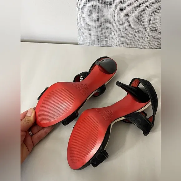 CNC Costume National Italy New Heeled Sandals 8.5 Logo Black Stiletto Strap