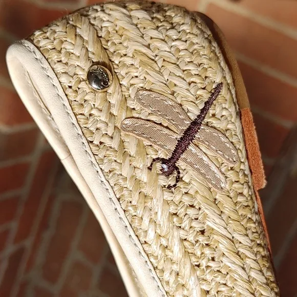 Coach Aaron Floral Beige and Coral Raffia Round Toe Flats Size 7.5 (1363)