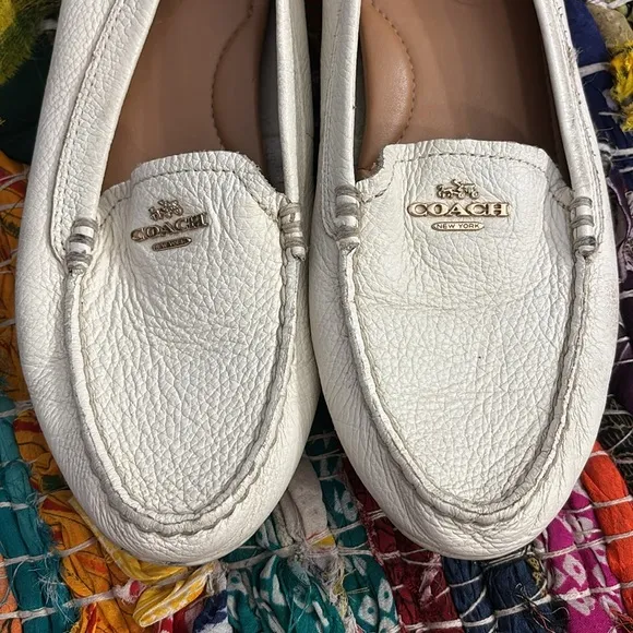COACH Mary lock up Women's White Slip-On driving Loafers