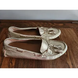 Coach Nadia Gold Driving Moccasins sz 7.5 Never Worn
