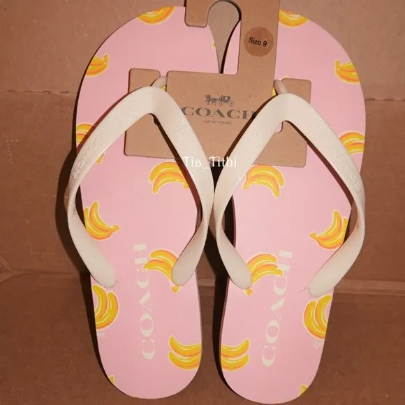 Coach Sandals/Flip Flops/Thong 🎉Host Pick🎉