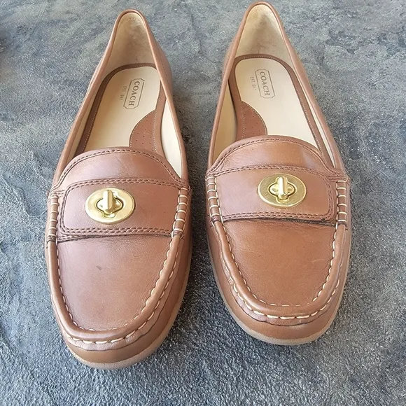 COACH Women's Darcie Soft Calf Flats Saddle color Size 10 M NIB