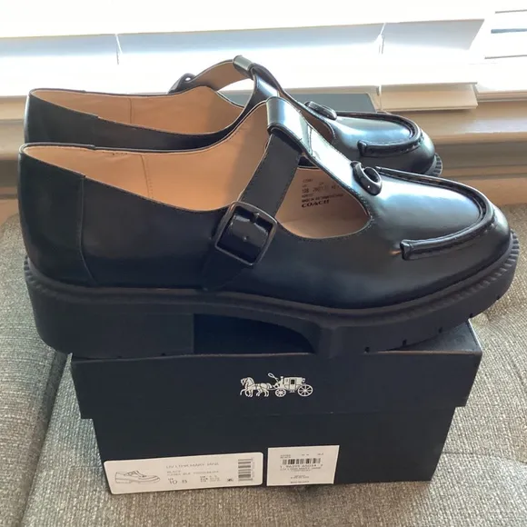 COACH Women's Liv Leather Mary Jane Flats, size 10