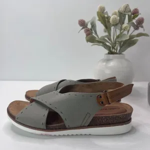 Cobb Hill Slingback Cross Strap Leather Sandals Sage CI7772 Women's 8.5 Tried on