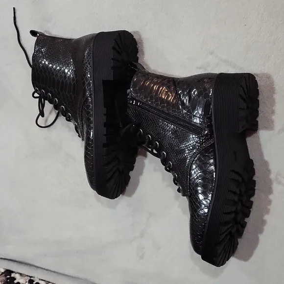 Coconuts by Matisse Combat Boots