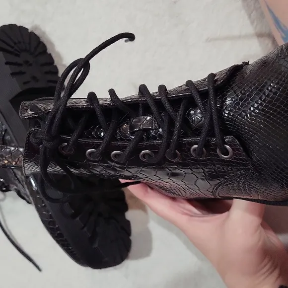Coconuts by Matisse Combat Boots