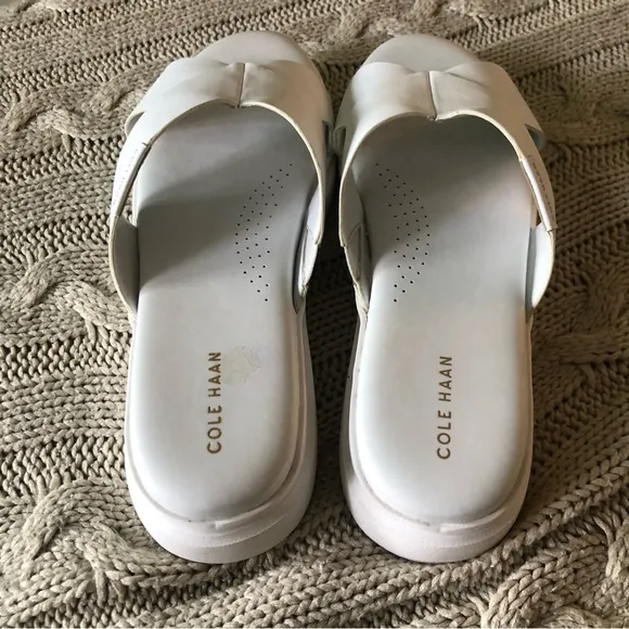 Cole Haan Grand 360 White leather sole padded SZ 11b Sandals