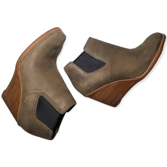 Cole Haan Grand OS Stacked Wedge Olive Brushed Leather Chelsea Ankle Boots