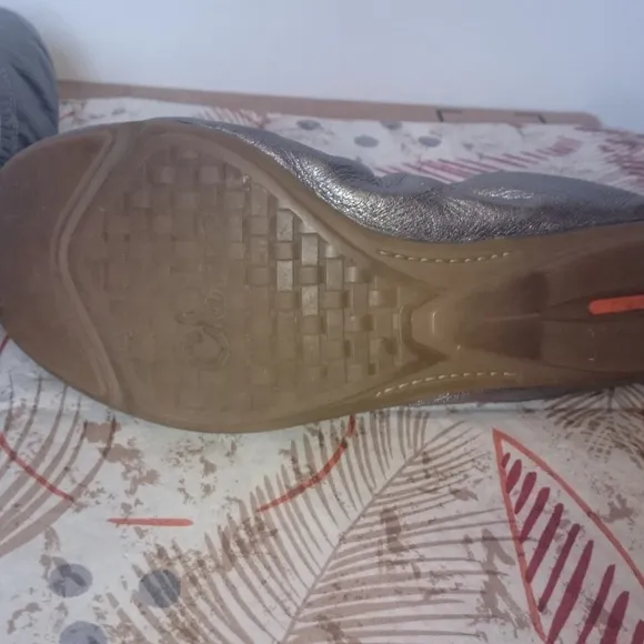 Cole Haan Nike Air Silver Ballet Flats - Size 6.5