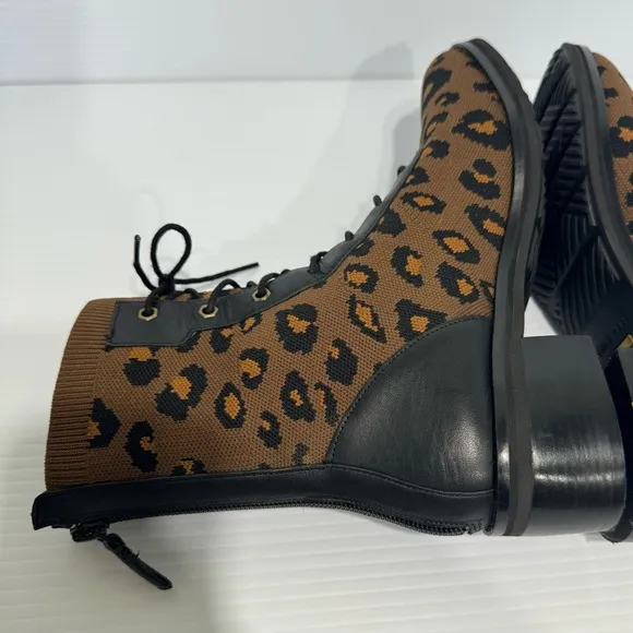 Cole Haan Piedmont Brown Leopard Knit Combat Lace Up Boots Size 7