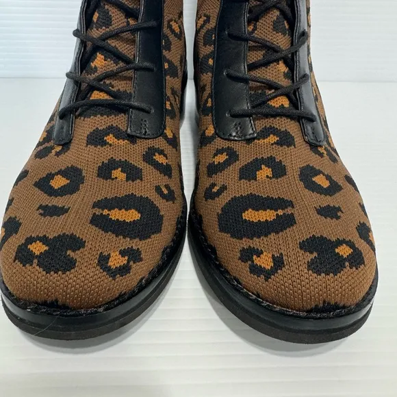 Cole Haan Piedmont Brown Leopard Knit Combat Lace Up Boots Size 7