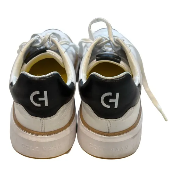 COLE HAAN White Minimalist Low-Top Sneakers