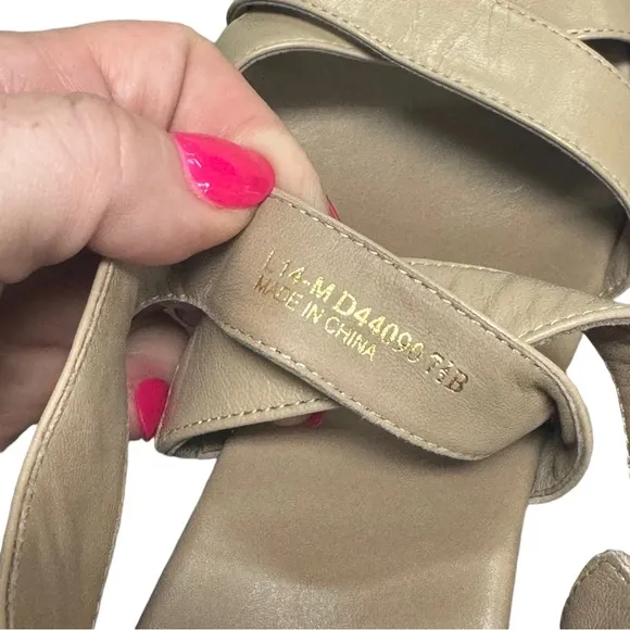Cole Haan Women's Leather Maple Sugar Jilian Wedge Sandals EUC