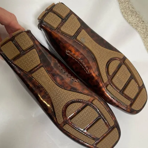 Cole Haan Women's Sz 7.5 Tortoise-Shell Patent Leather Loafers Driving Shoes