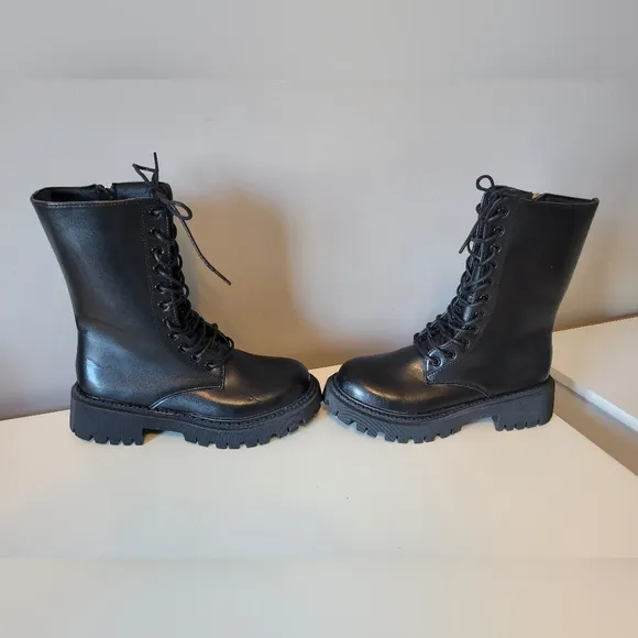 Combat Boots, BNWOT, Size 37