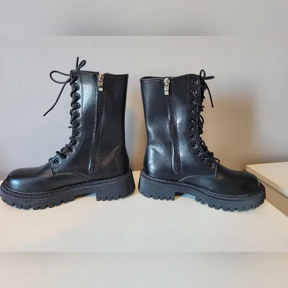 Combat Boots, BNWOT, Size 37