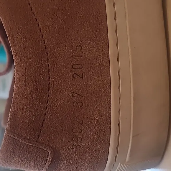 COMMON PROJECTS | Pink Suede Low-Top Sneakers in Size EU 37