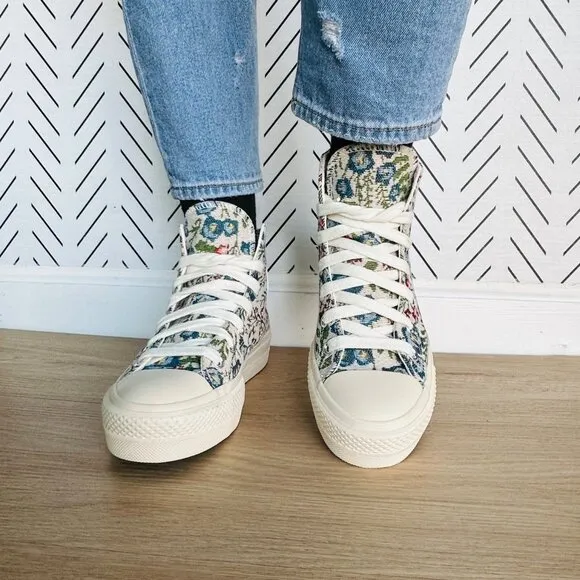 ⭐Converse 6 Women's Sneakers Chuck Taylor Lift Platform Floral Tapestry A11992C
