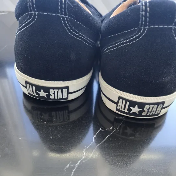 Converse All Star Chuck Taylor Black Suede Low Top Sneakers size 10.