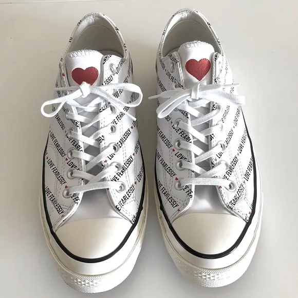 Converse All Star Chuck Taylor Love Fearlessly Low Top