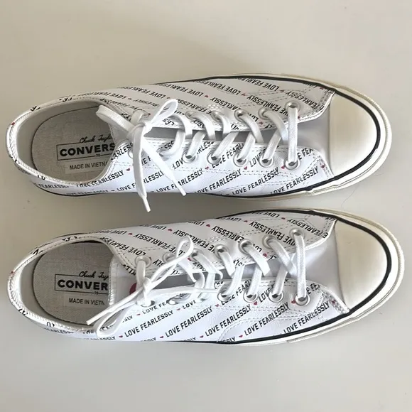 Converse All Star Chuck Taylor Love Fearlessly Low Top