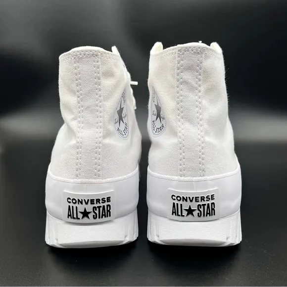 Converse All Star Chuck Taylor Men’s 2.0 Lugged Sneakers