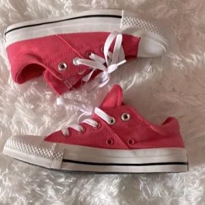 Converse All ⭐️ Star Chuck Taylor            Sz 5 Strawberry 564332