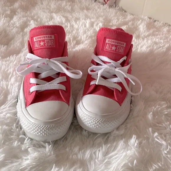 Converse All ⭐️ Star Chuck Taylor            Sz 5 Strawberry 564332