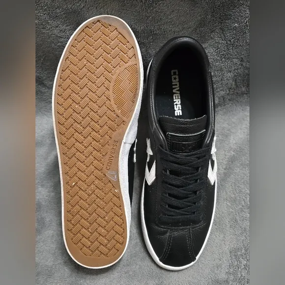 CONVERSE Breakpoint Ox Black/White Low Top Leather Sneakers.
