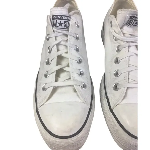 Converse Chuck Taylor All Star Lift Platform Sneakers Women’s 9 in White