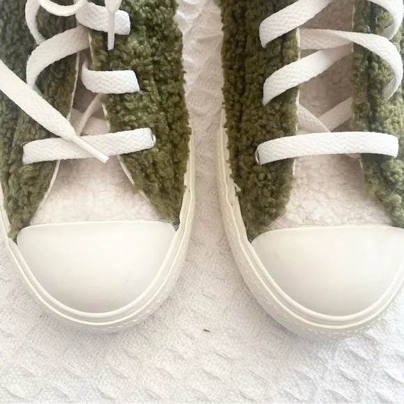 Converse Chuck Taylor All Star Sherpa EVA Platform High Dark Moss Bold Mandarin