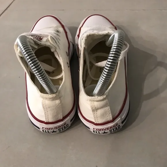 Converse Chuck Taylor All Star Unisex Low Top White Sneakers | 4M - 6W