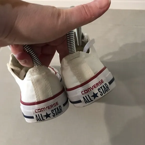 Converse Chuck Taylor All Star Unisex Low Top White Sneakers | 4M - 6W